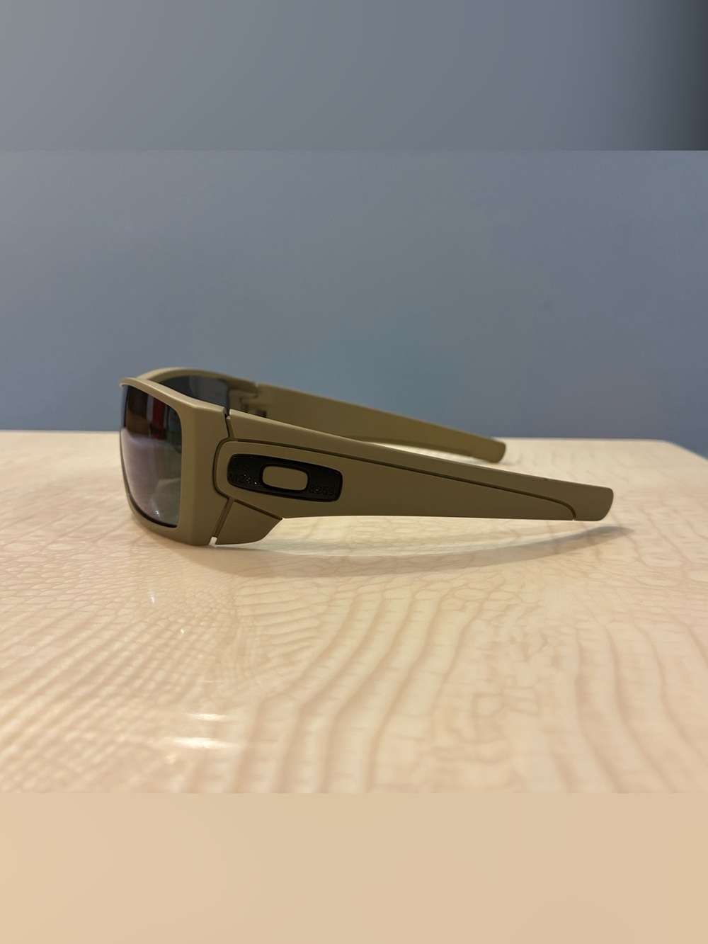 Oakley Batwolf Olive Green Frame Sunglasses - Picture 3 of 16